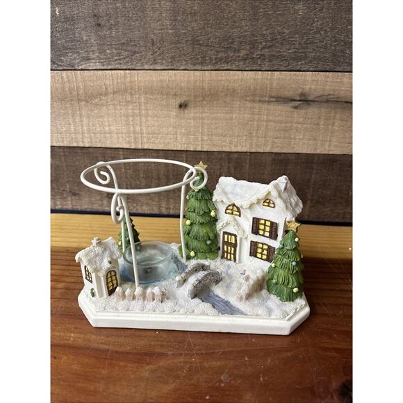 Yankee Candle Winter Christmas Village Tea Light Tart Warmer Wax Melt 10" - Picture 1 of 5